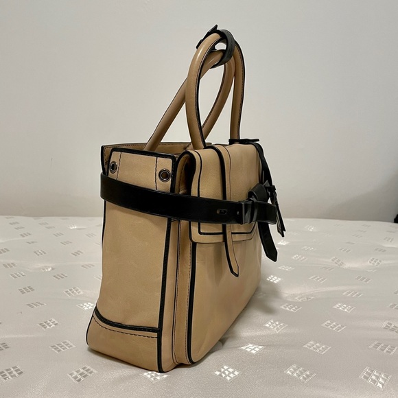 Classic Reed Krakoff Purse - Picture 3 of 15